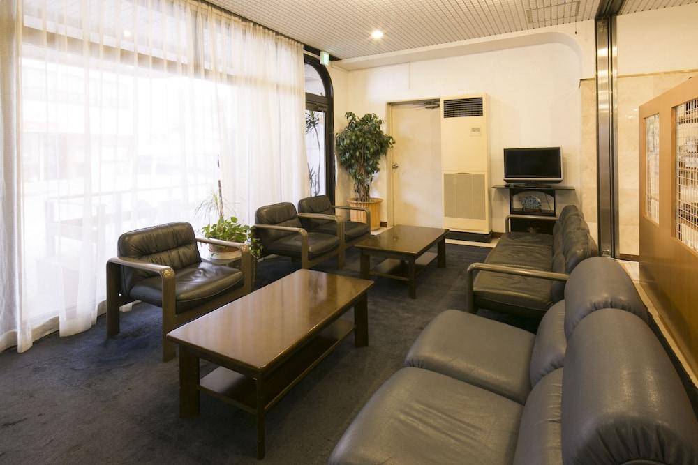 Hotel Shiroyama Югавара Екстериор снимка