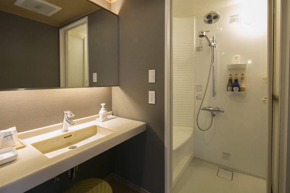 Hotel Shiroyama Югавара Екстериор снимка