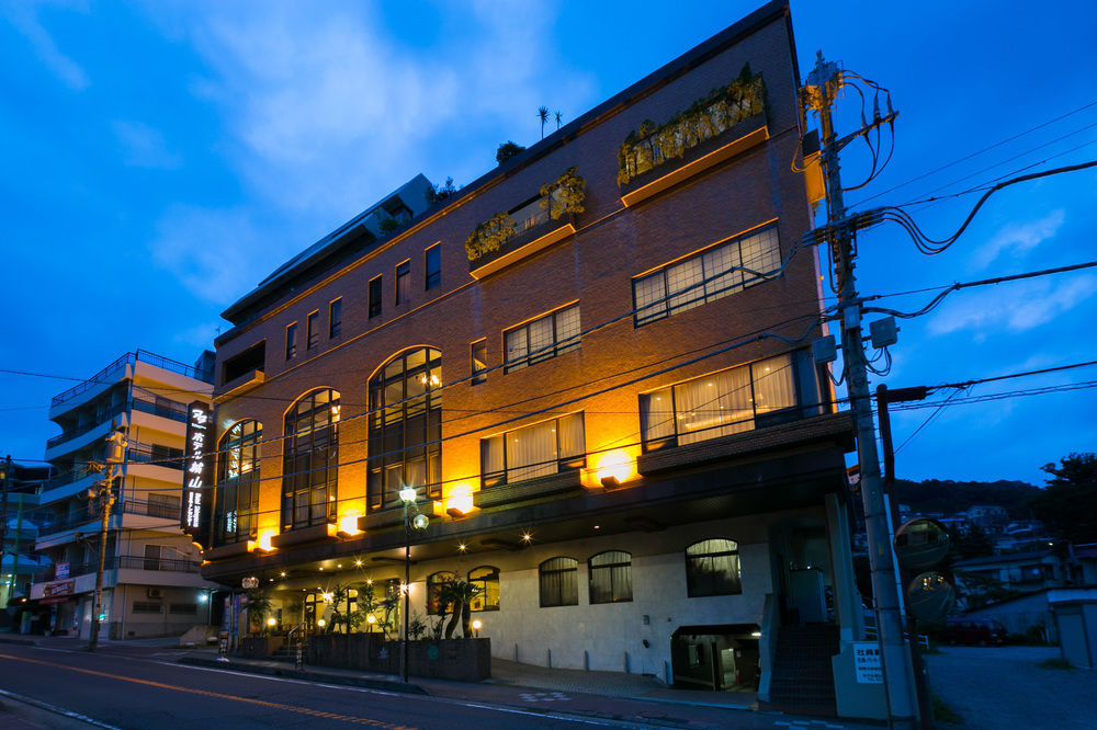 Hotel Shiroyama Югавара Екстериор снимка