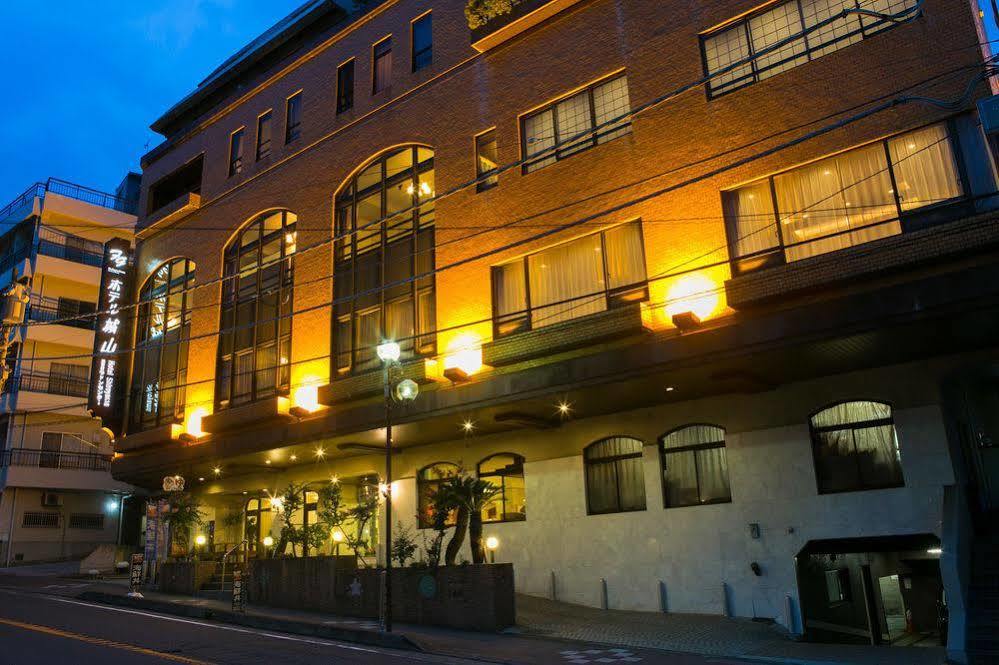 Hotel Shiroyama Югавара Екстериор снимка