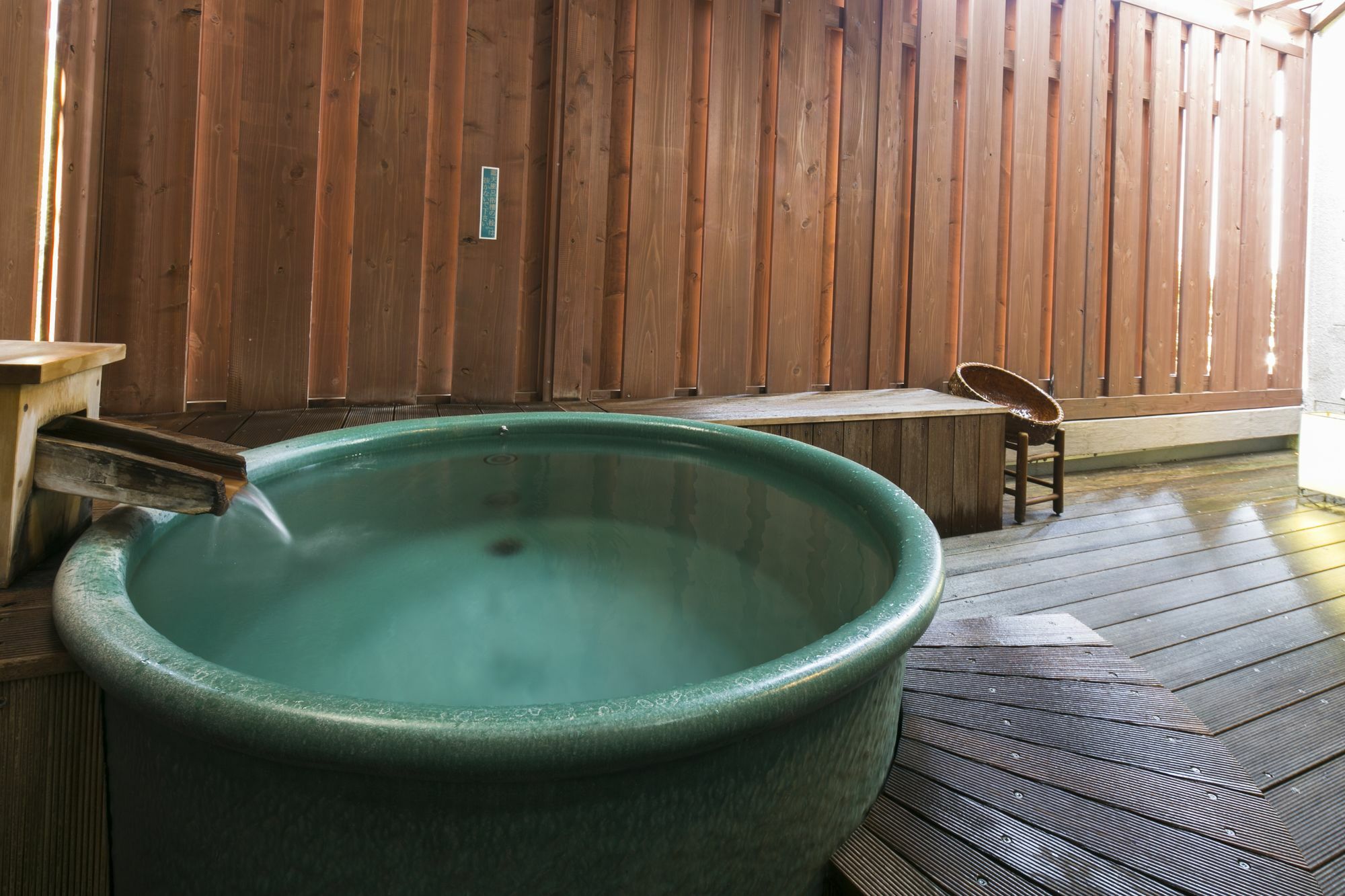 Hotel Shiroyama Югавара Екстериор снимка
